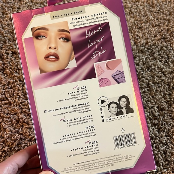 Real Techniques Brush Sets - set of three - new in box - Picture 5 of 7